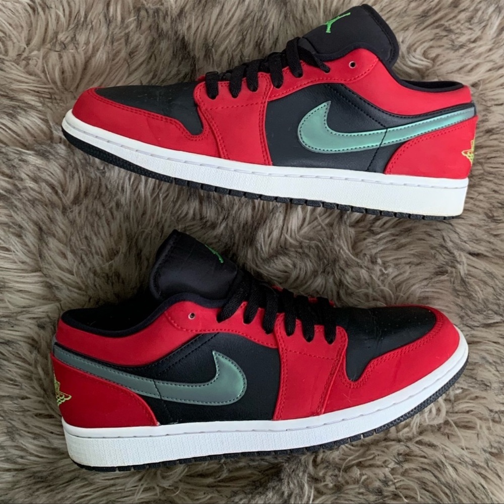 Retro Jordan low 1s Green pulse